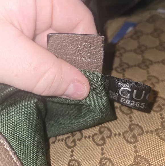 Gucci Giglio Handbag And Pouch - Picture 8 of 13